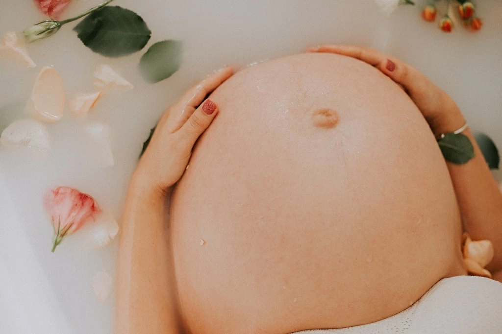 maternity photography cairns maternity photography cairns